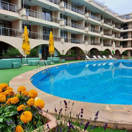 Hotel комплекс Понтика